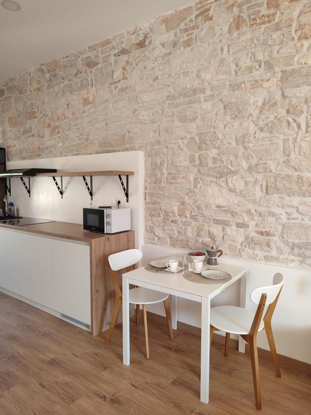 Central Studio Apartment Пула Экстерьер фото